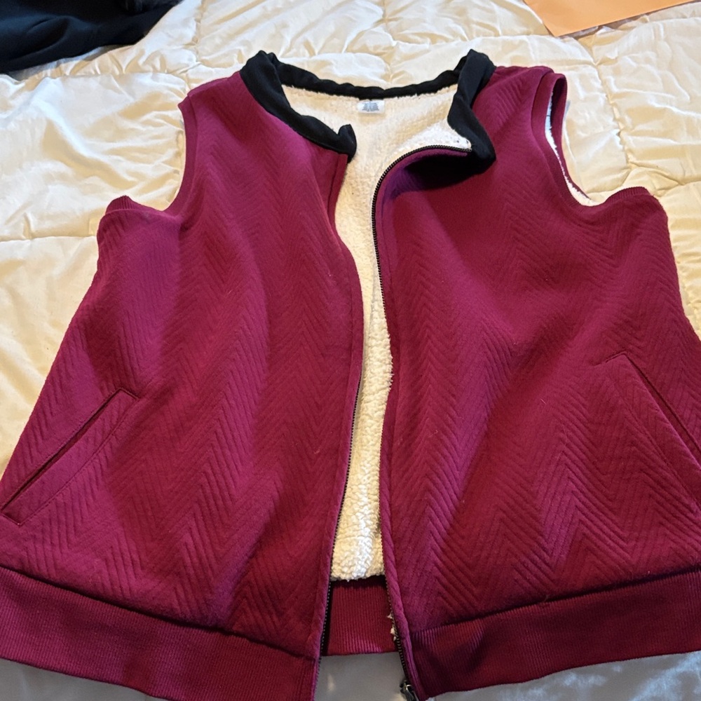 Chic Maroon Vest with Black Trim